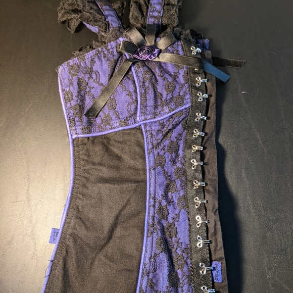 Awesome Tripp NYC Corset - Picture 12 of 14